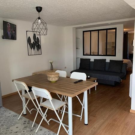 Appartement Dans Maison Basque Mouguerre Екстер'єр фото